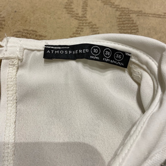 White Tanktop with Diamond Collar Detail - Picture 3 of 3